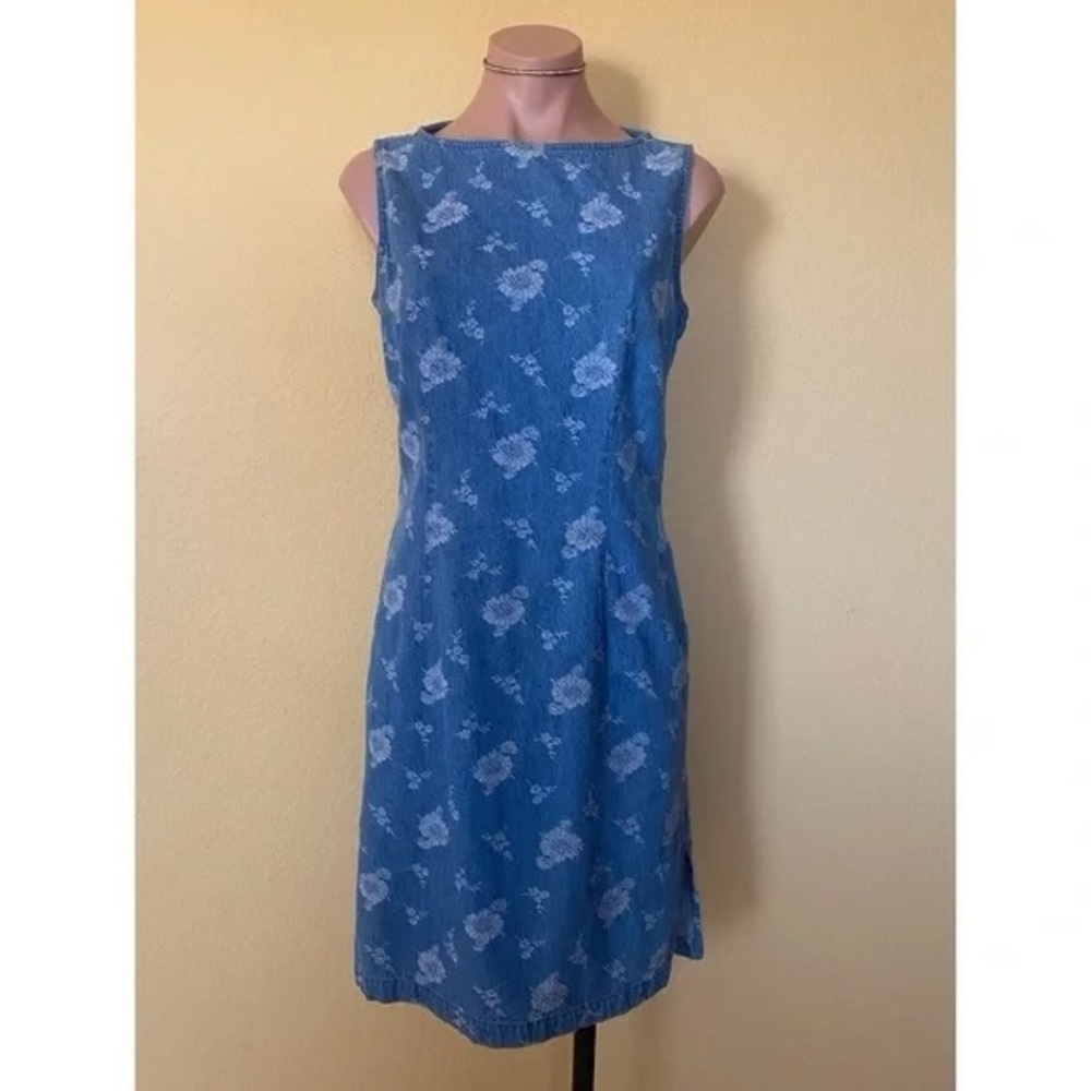 Liz Claiborne Sleeveless Embroidered Floral Lightweight Denim Dress | Size 4